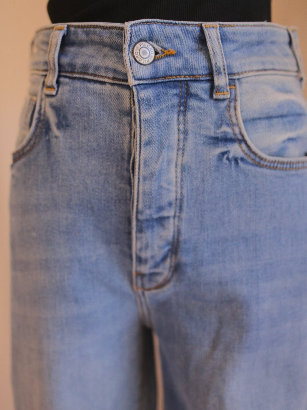 Anthropologie Pilcro Button Fly Bootcut Jeans Light Wash Size 27 - Picture 5 of 7